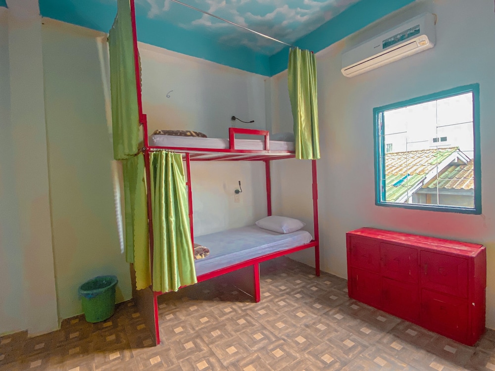 vang vieng freedom view hostel