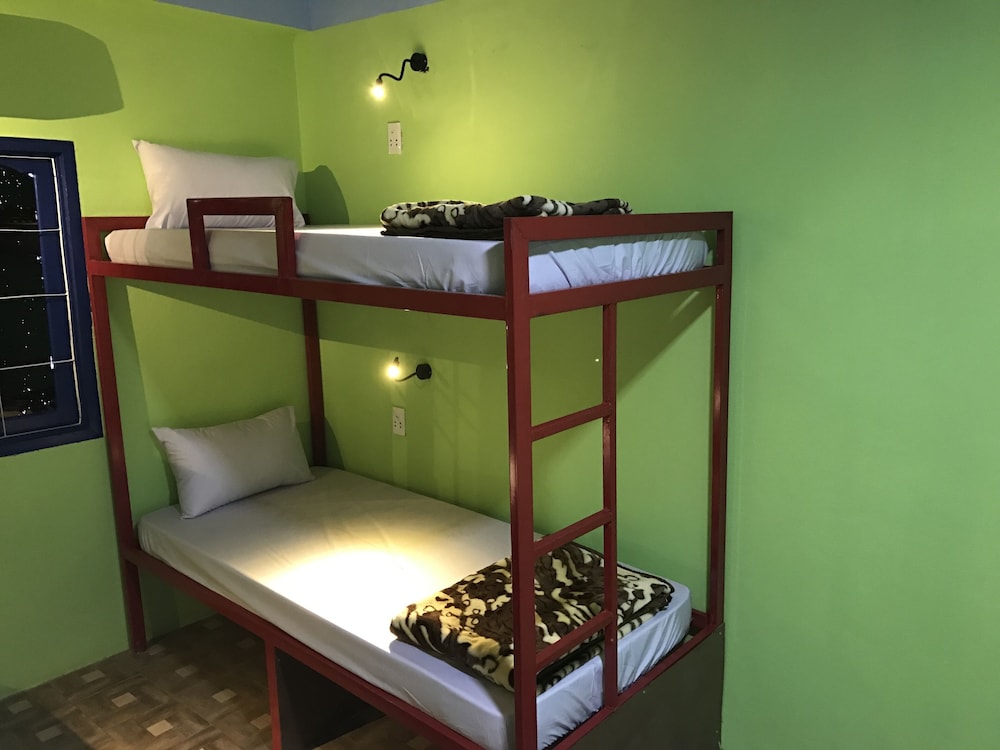 vang vieng freedom view hostel