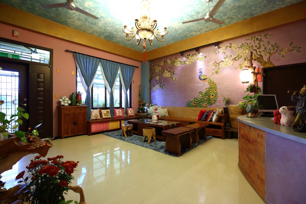 the wonderland bandb