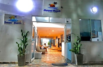 hotel sunset beach