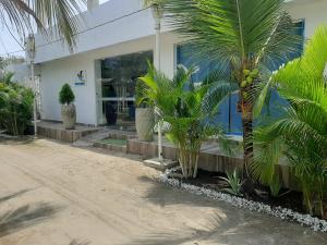 hotel sunset beach