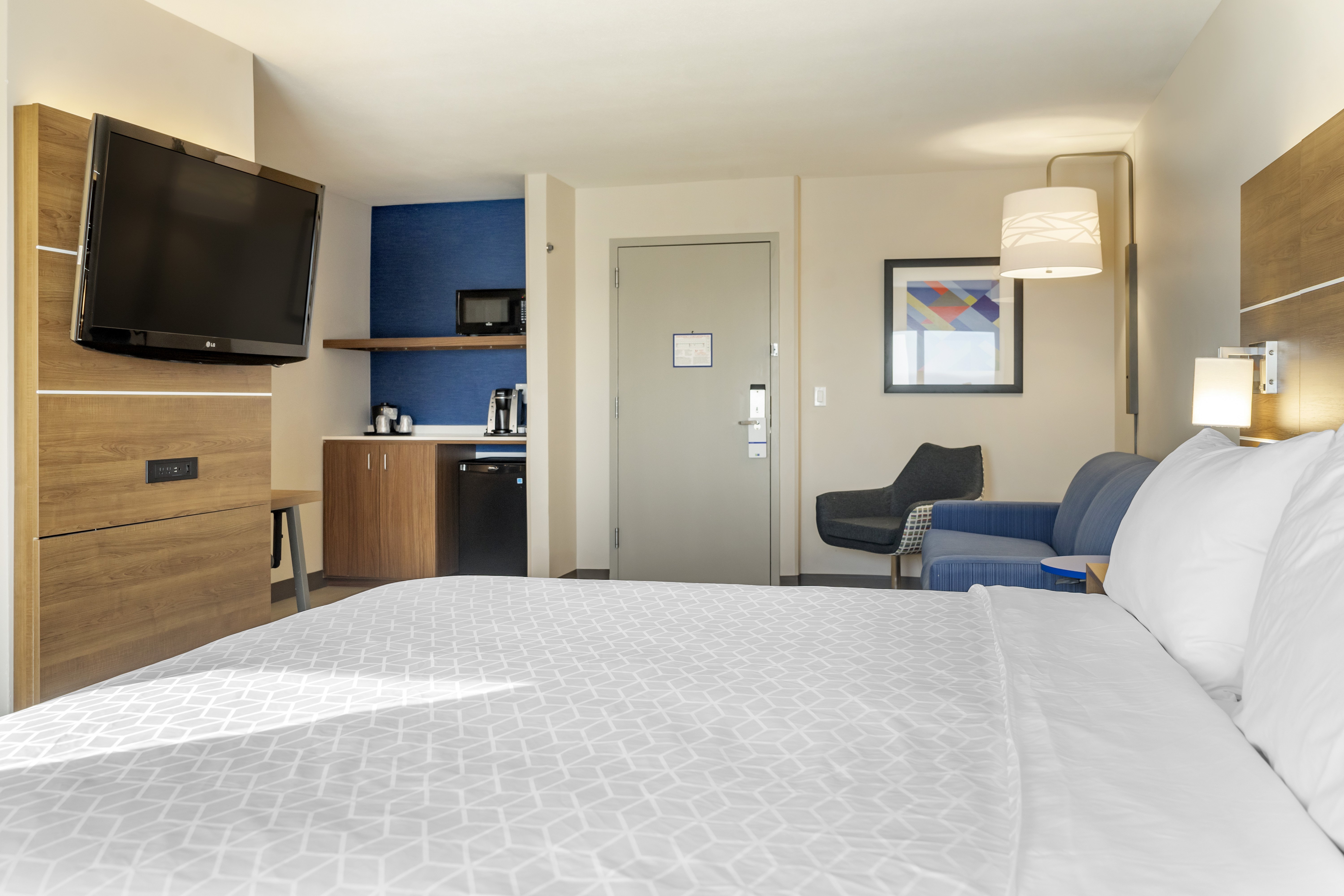 holiday inn express hotel and suites albuquerque midtown by ihg