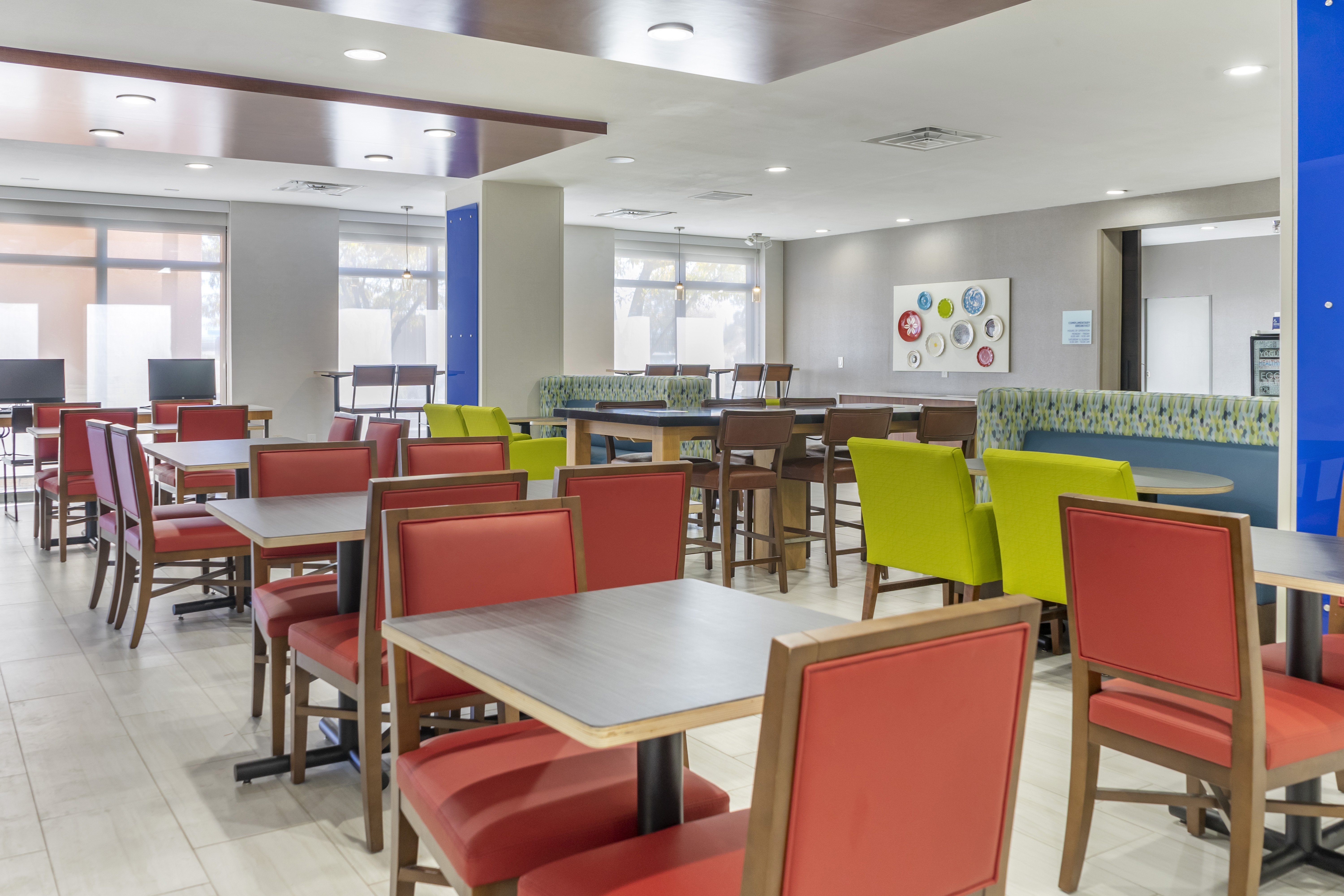 holiday inn express hotel and suites albuquerque midtown by ihg