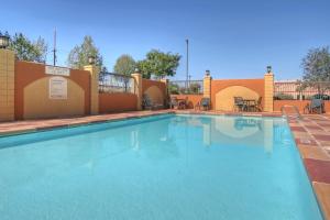 holiday inn express hotel and suites albuquerque midtown by ihg