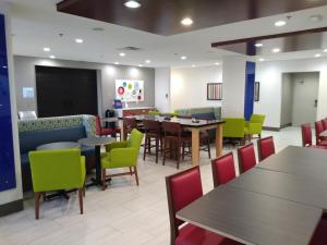 holiday inn express hotel and suites albuquerque midtown by ihg