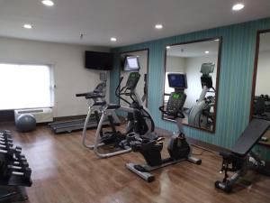 holiday inn express hotel and suites albuquerque midtown by ihg