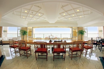 enrichee gloria plaza hotel qingdao