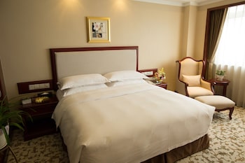 enrichee gloria plaza hotel qingdao