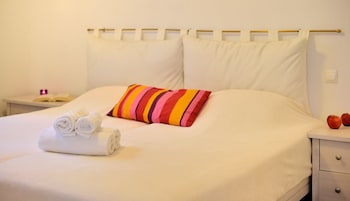 mykonos pantheon