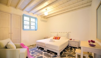 mykonos pantheon
