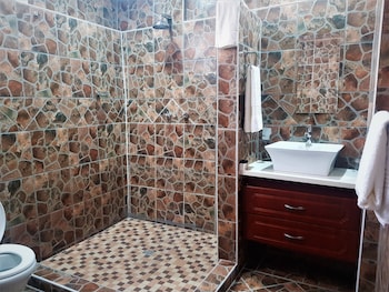 pelican lodge and camping