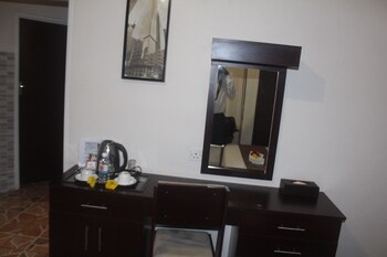 pelican lodge and camping