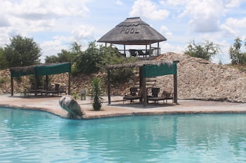 pelican lodge and camping