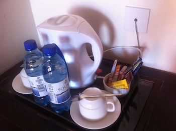 Pelican Lodge And Camping,Palapye>>Nata,3 star