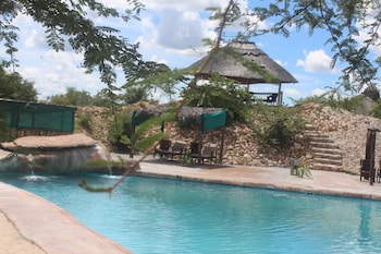 pelican lodge and camping