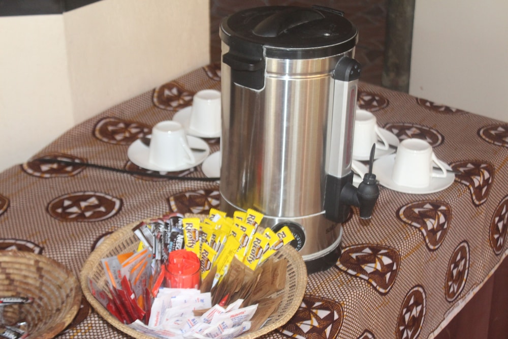 pelican lodge and camping