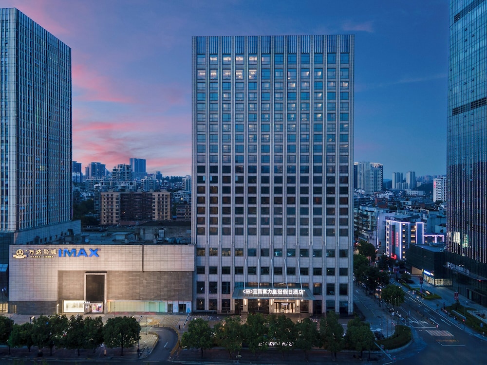 crowne plaza yichang by ihg