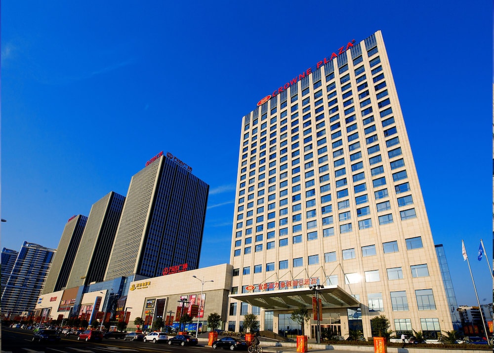 crowne plaza yichang by ihg