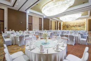 crowne plaza yichang by ihg