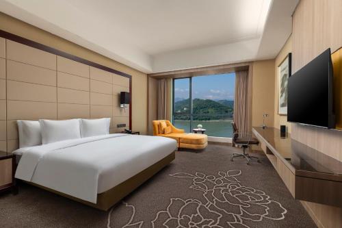 crowne plaza yichang by ihg