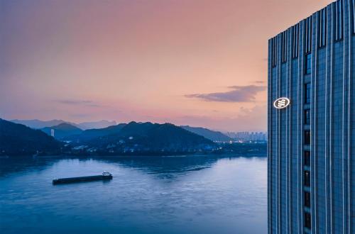 crowne plaza yichang by ihg