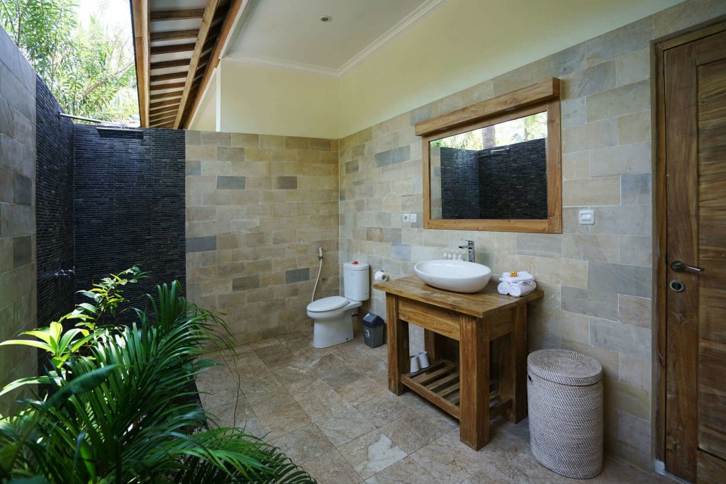 gili luxury villa