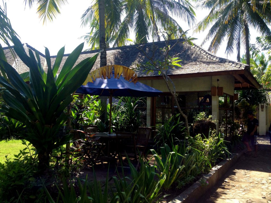 gili luxury villa