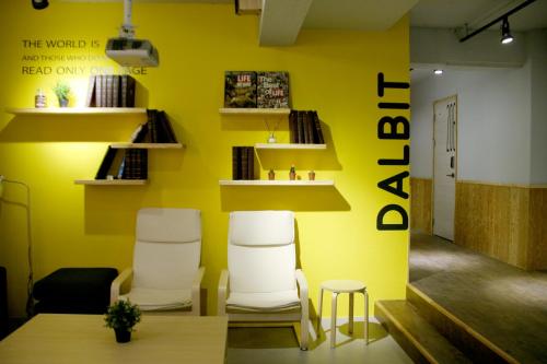 seoul dalbit dongdaemun guesthouse