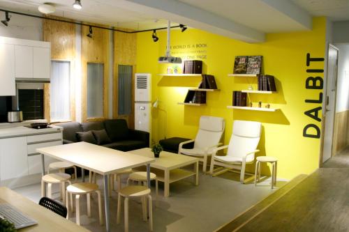 seoul dalbit dongdaemun guesthouse