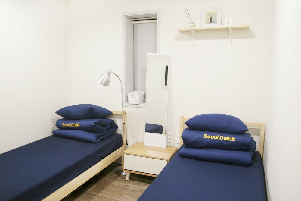 seoul dalbit dongdaemun guesthouse