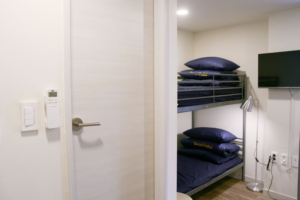 seoul dalbit dongdaemun guesthouse