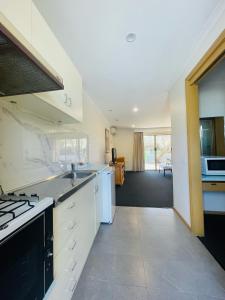 Nagambie Motor Inn,Nagambie>>Melbourne,4 star