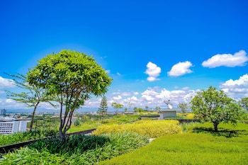 hic at night bazaar 721