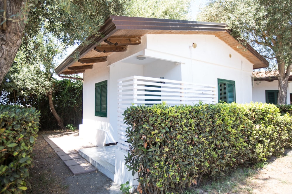 camping village paestum