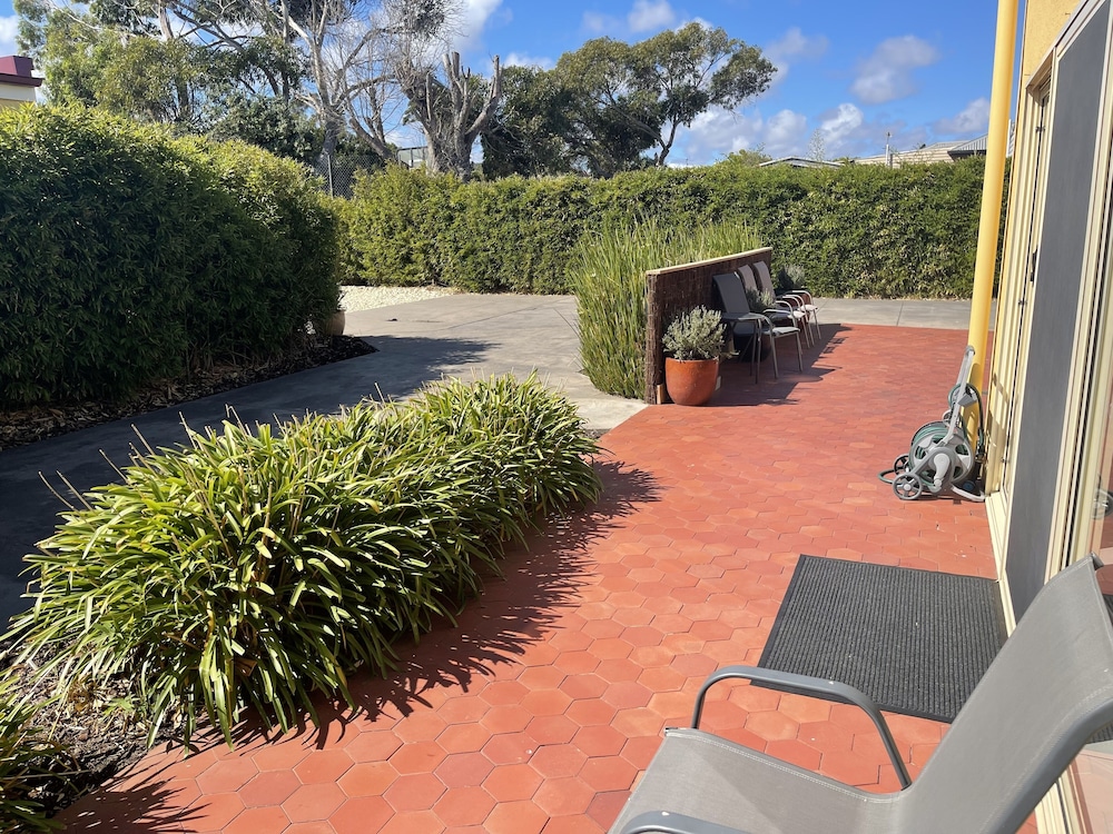 austral place 88 via merri river