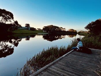 austral place 88 via merri river