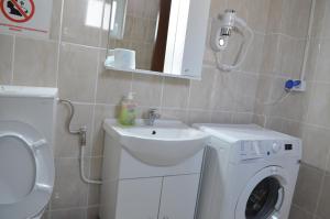 alexys residence 5