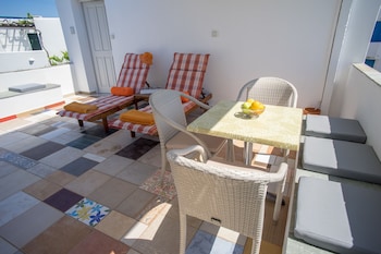 cyclades hotel