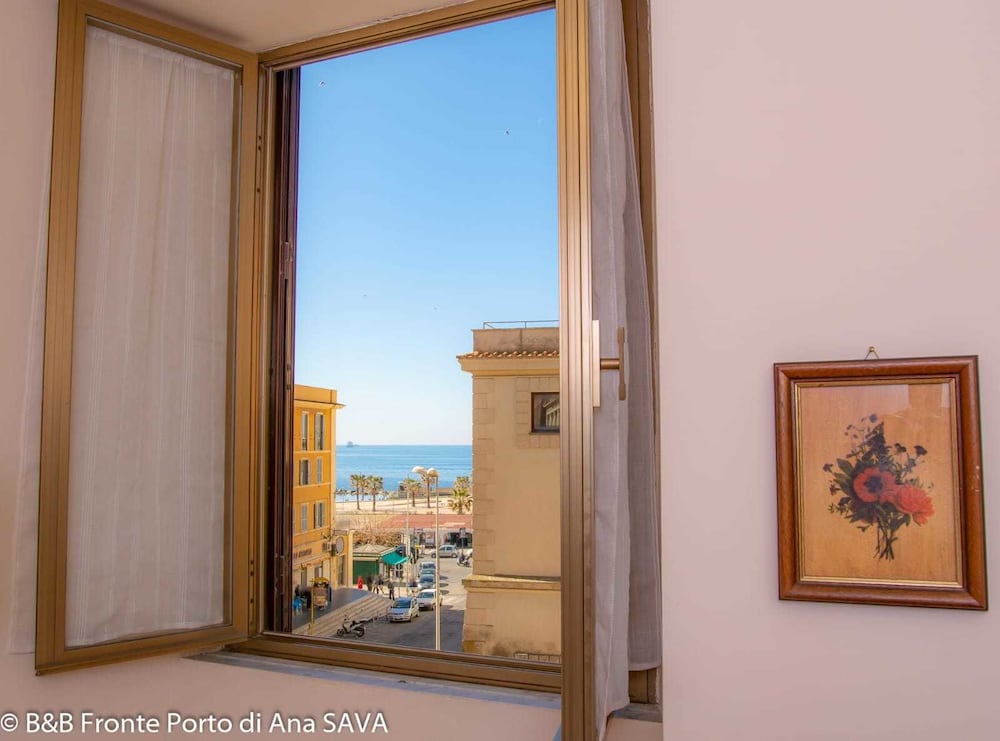 port view guest house