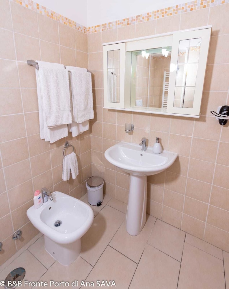 port view guest house