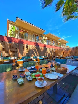 alacati private hotel