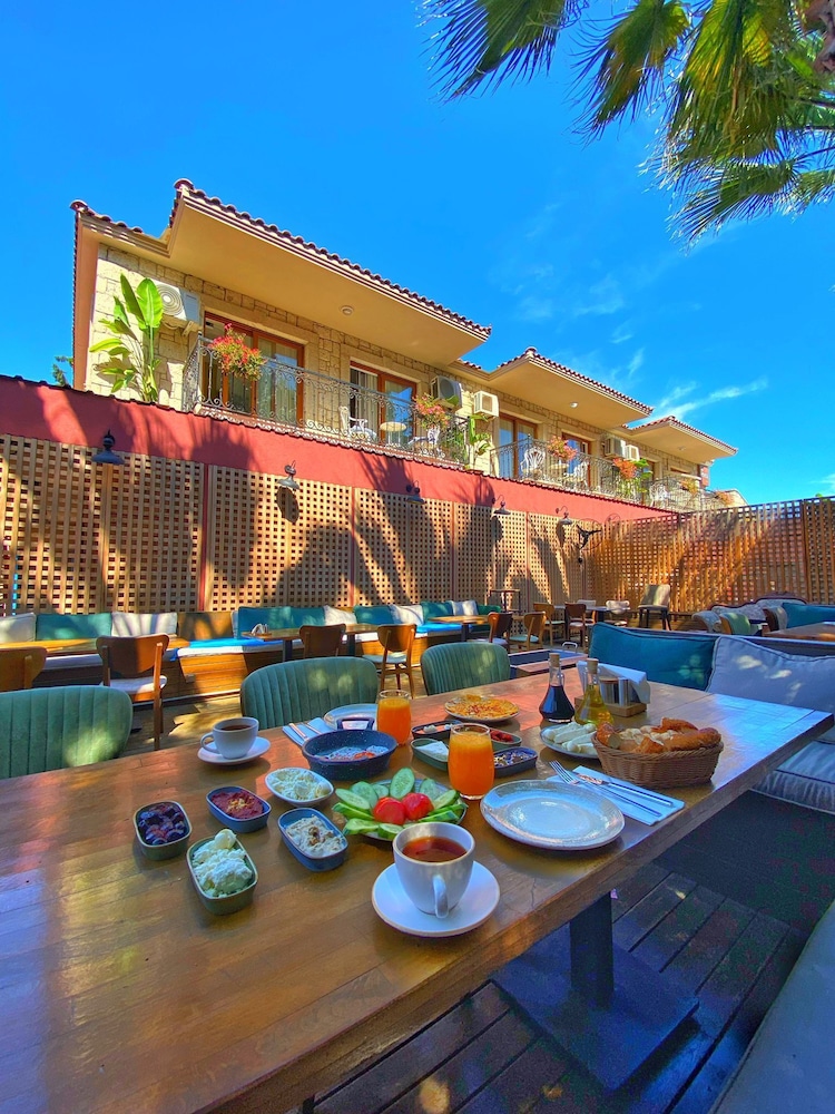 alacati private hotel