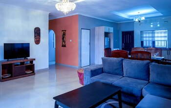exquisite modern apartment in lusaka