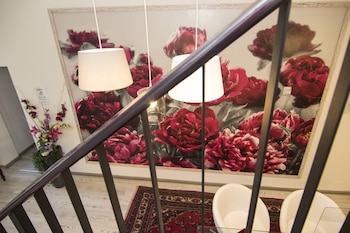 7 rooms