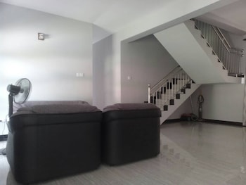 lanka lands holiday home