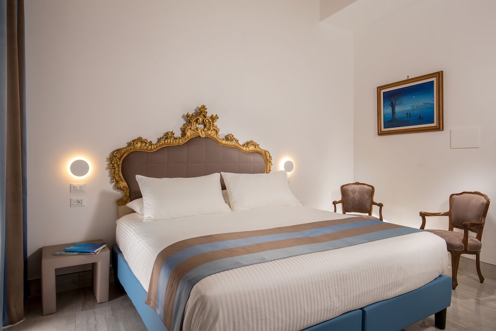 gcf luxury suites guest house