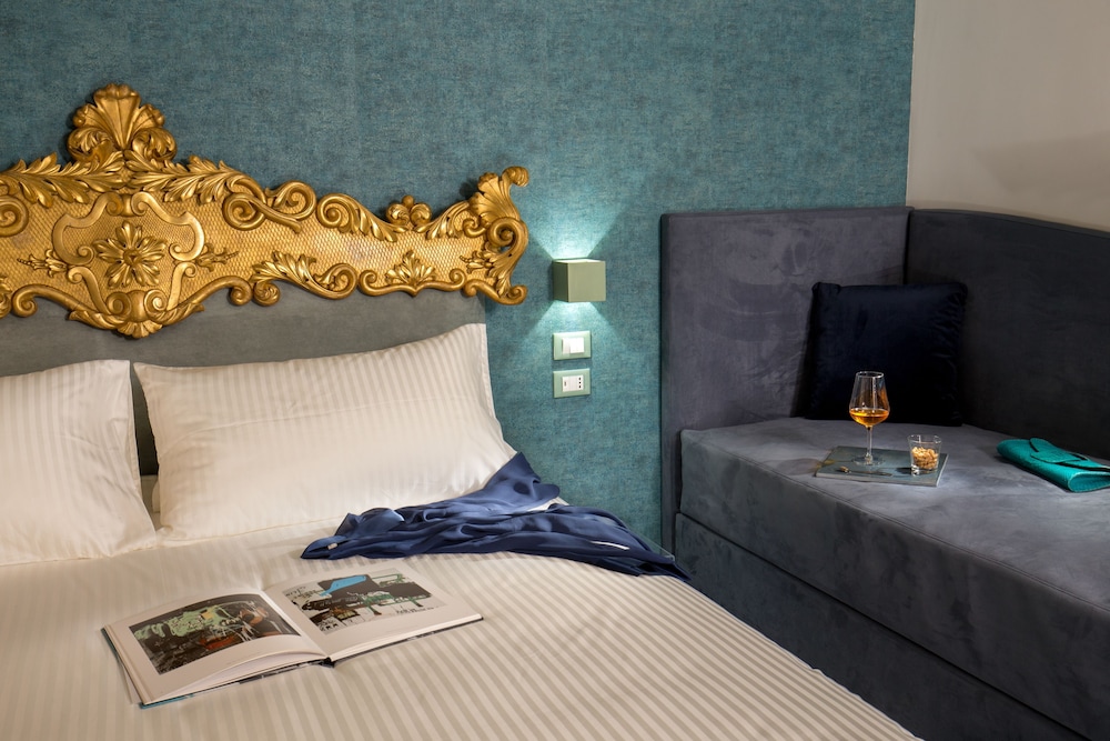 gcf luxury suites guest house