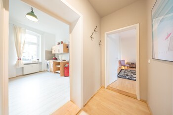 apartments in potsdam west