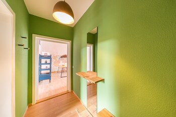 apartments in potsdam west