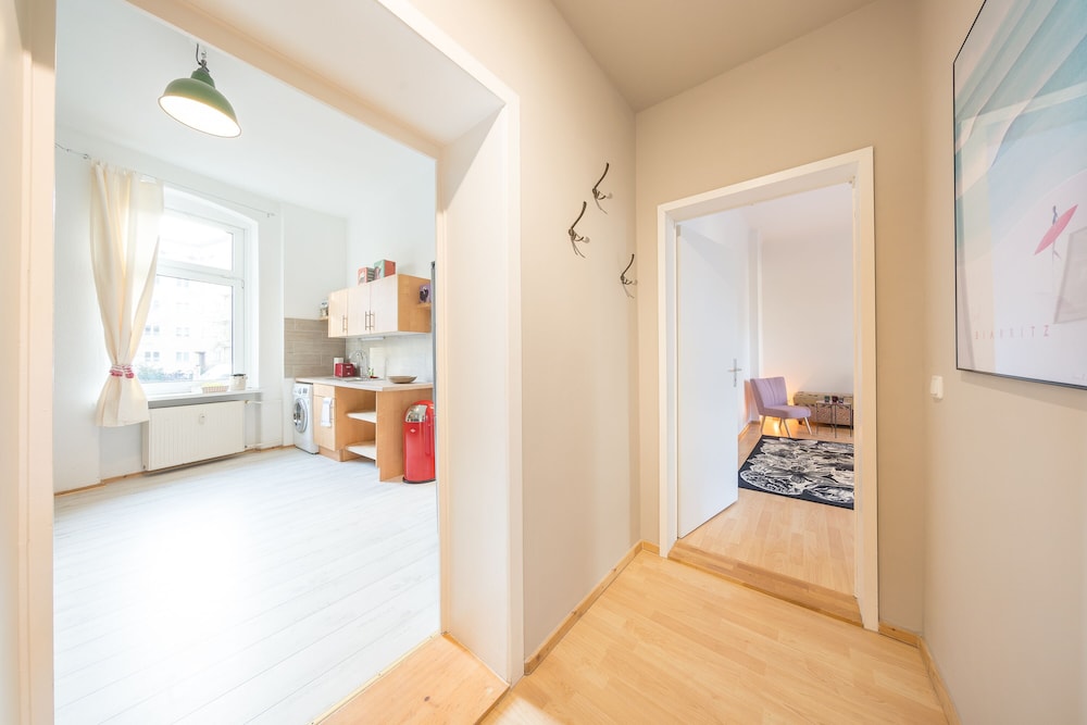 apartments in potsdam west